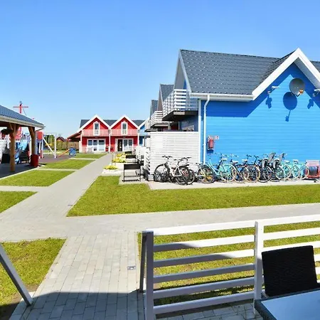 Comfortable Homes, Pool, Sarbinowo