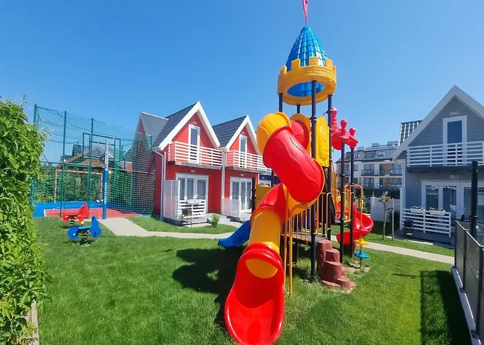 Single-story Homes, Pool, Playground Сasa de vacaciones *